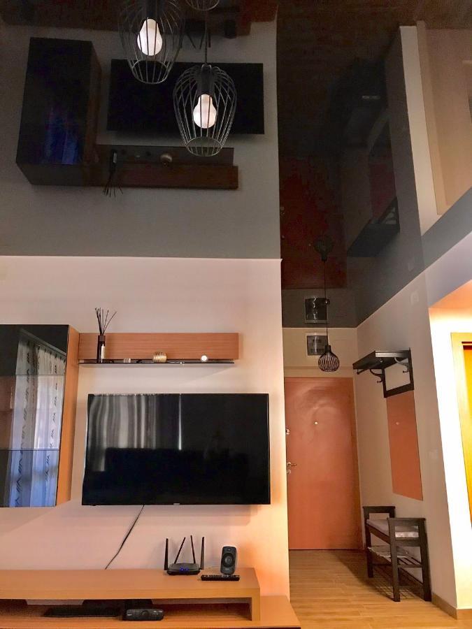 Criss Apartament シナヤ エクステリア 写真
